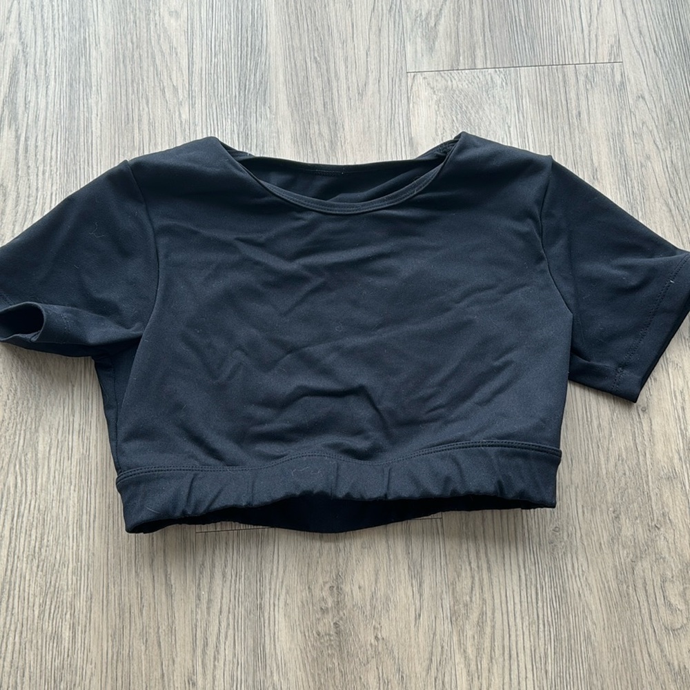 NVGTN open back crop top